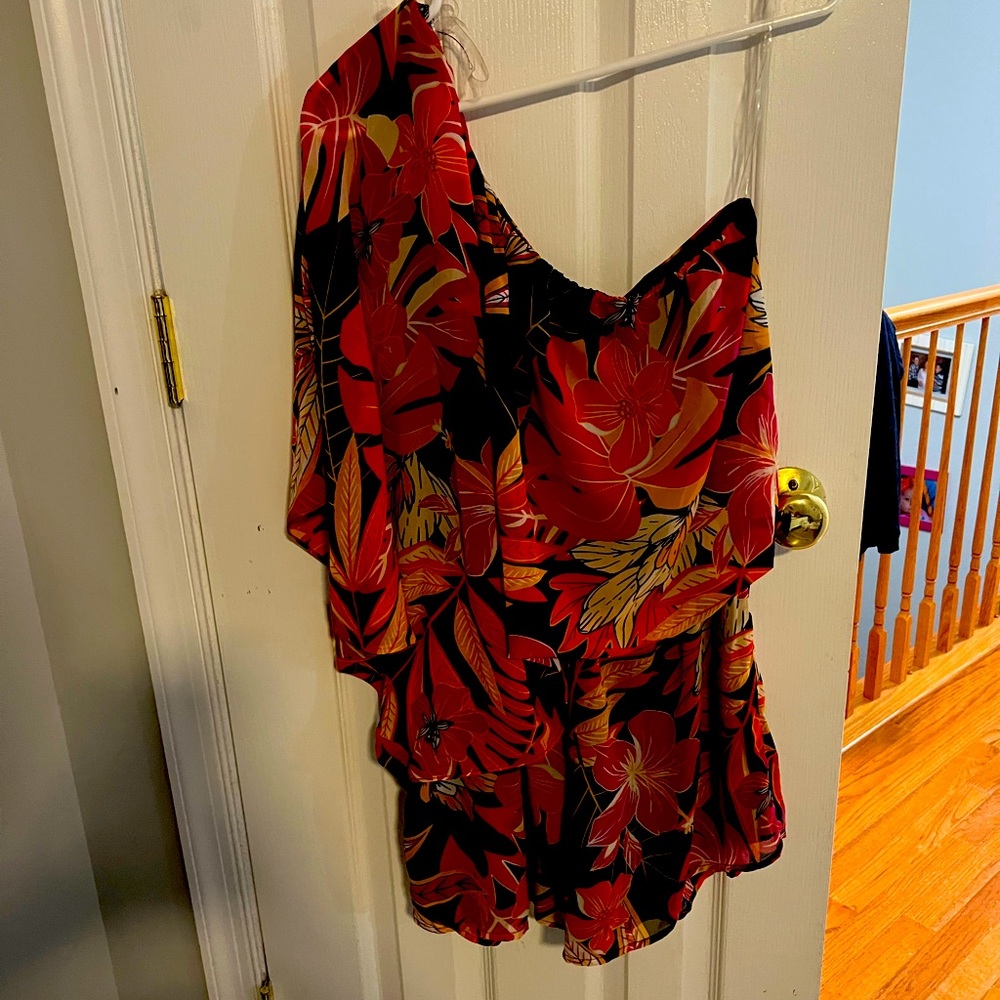 romper, one shoulder batwing
